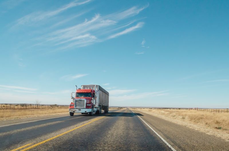 How Truck Drivers Can Avoid Brake Fade